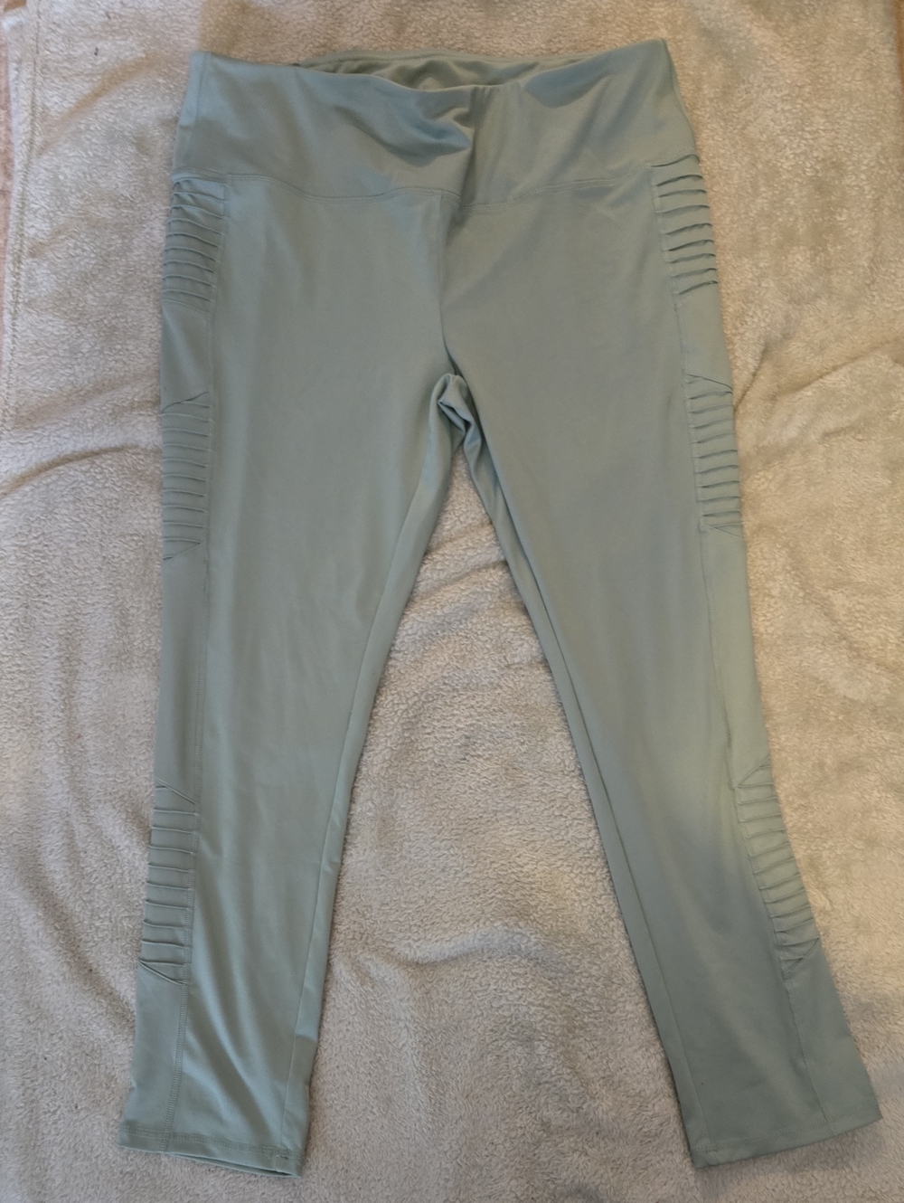 Ruby Ribbon Sage Green Paneled Active Leggings